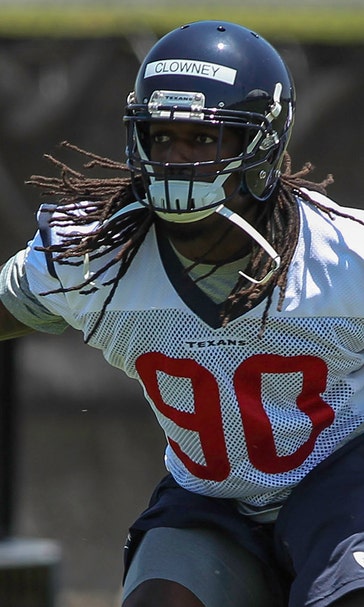 Clowney: 'My goal in the NFL is to sack Andrew Luck'